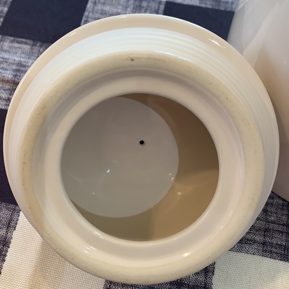 New Rae Dunn DOGS RULE Crowned Top Lid Canister - Picture 8 of 9